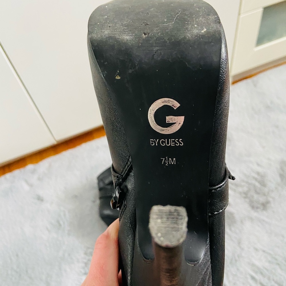 G by Guess